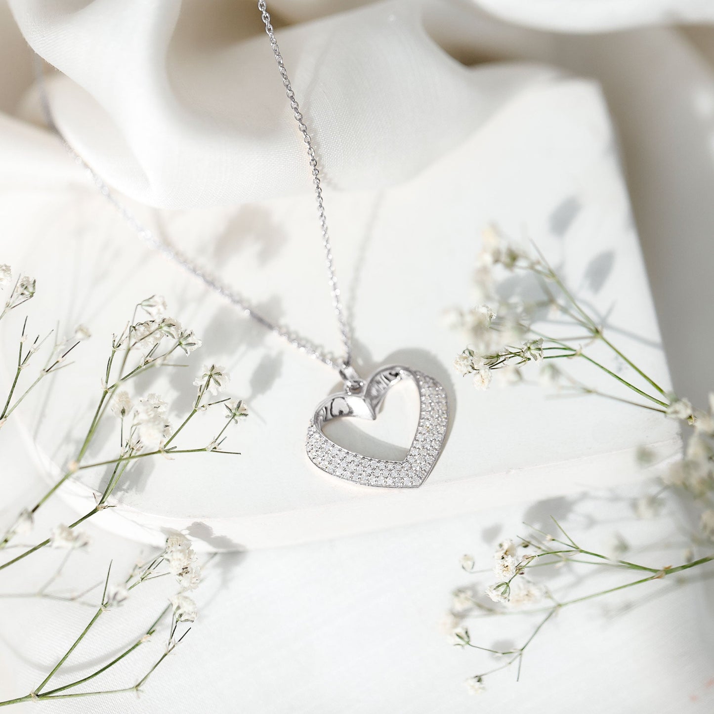 Pave Set Lab Grown Diamond Heart Necklace For Women