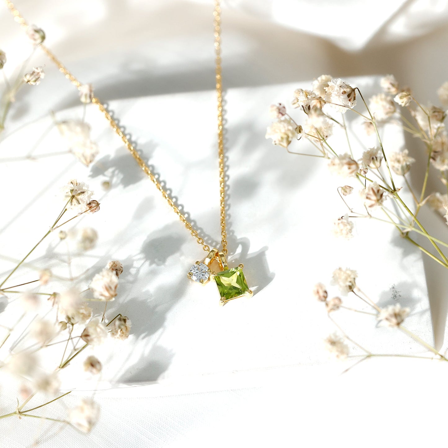 Princess Cut 1 Carat Peridot Pendant Necklace with Silver Chain