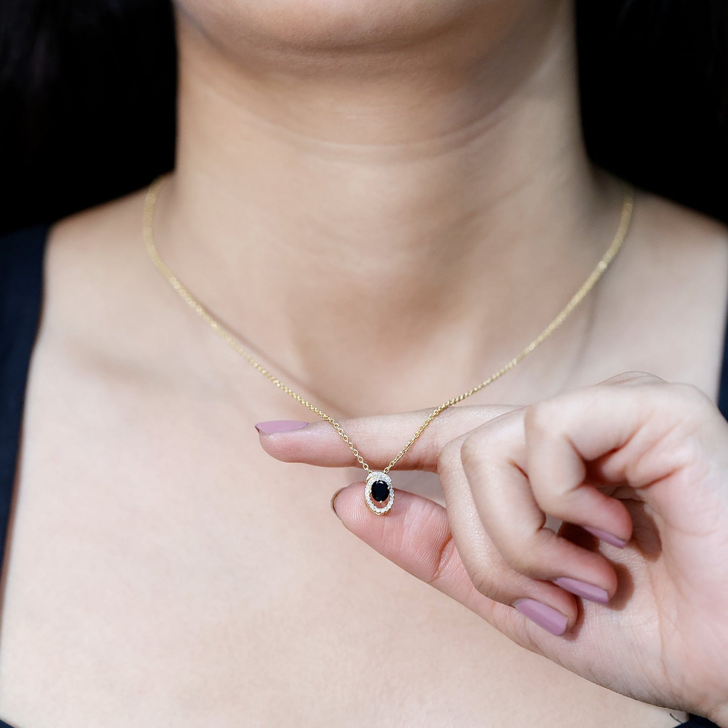 Natural Oval Shape Black Onyx Necklace with Lab Diamond