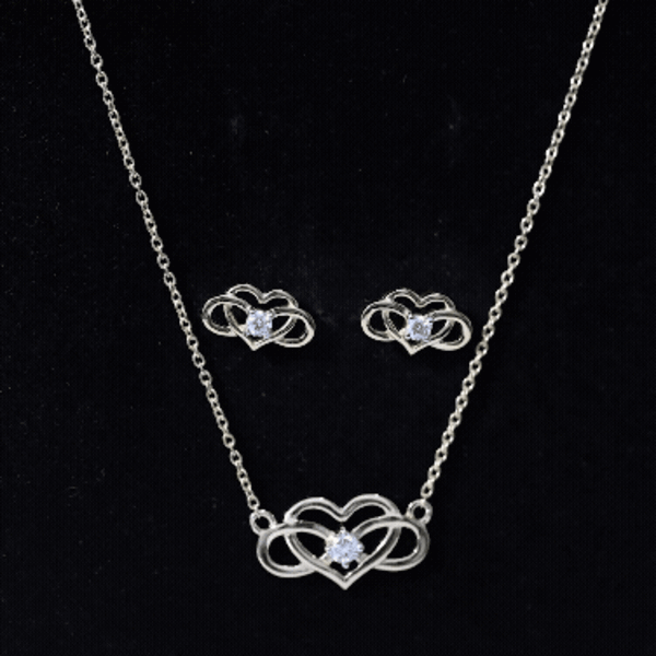 Round Cut Diamond Infinity Heart Jewelry Set