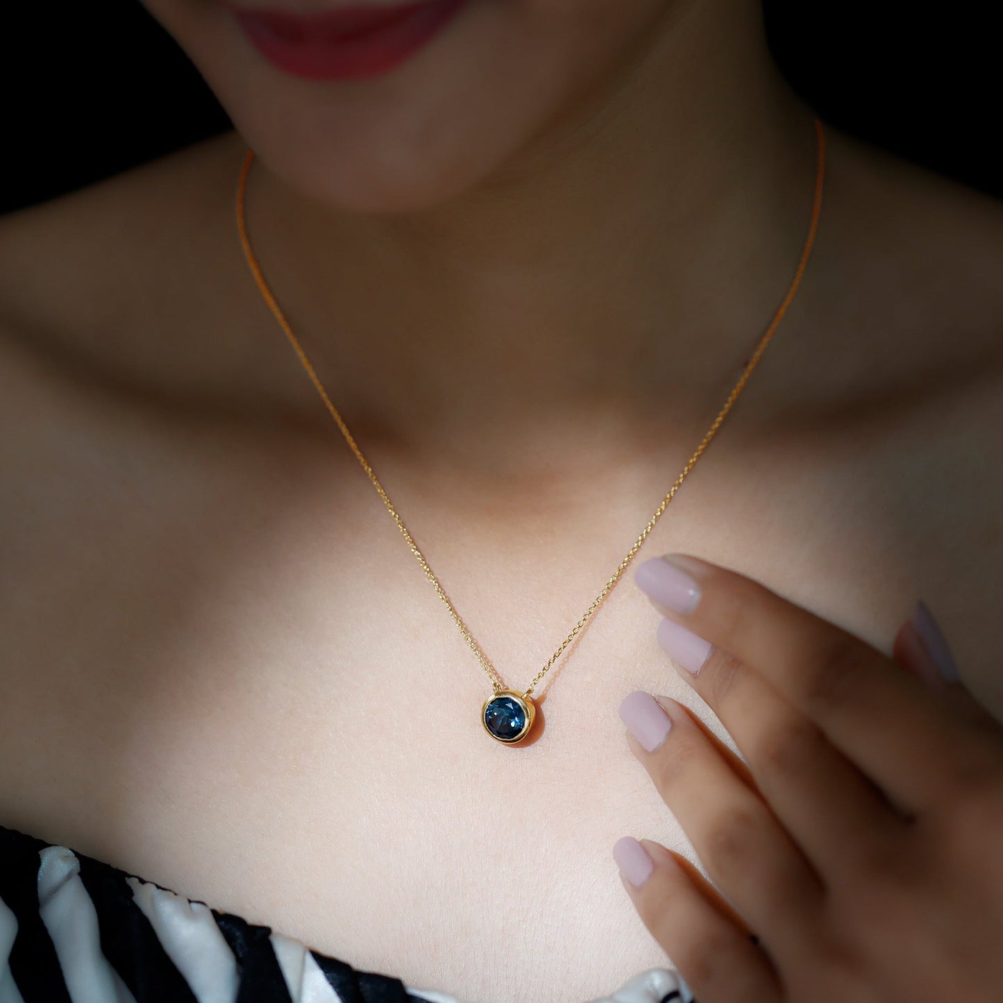 2 Carat Solitaire London Blue Topaz Chain Necklace in Bezel Setting