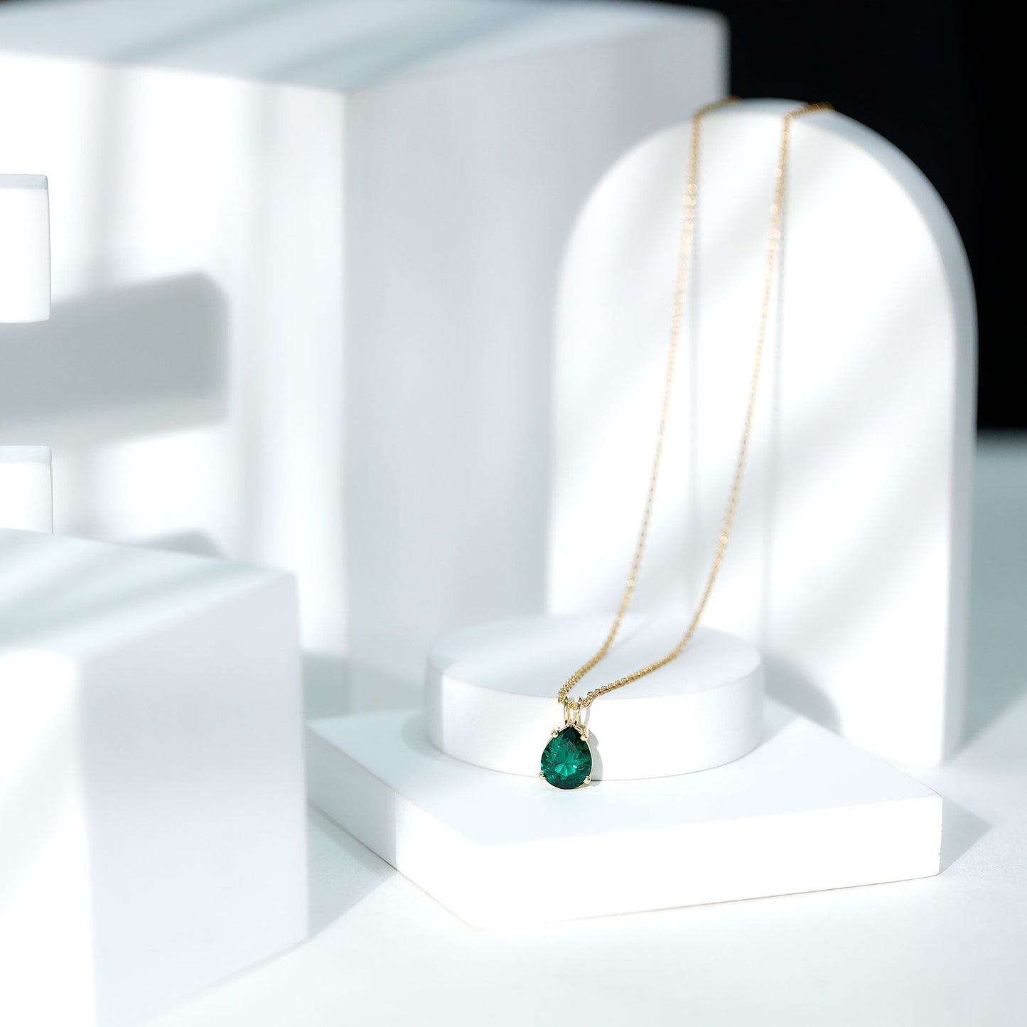 Pear Cut Lab Grown Emerald Solitaire Pendant Necklace With Chain