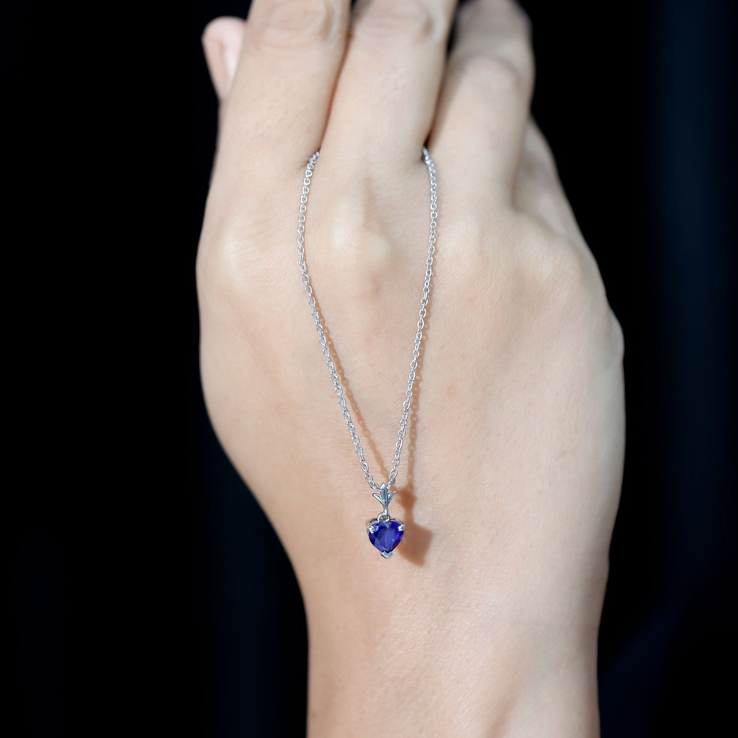 0.9 Carat Lab Grown Blue Sapphire Heart Necklace for Women