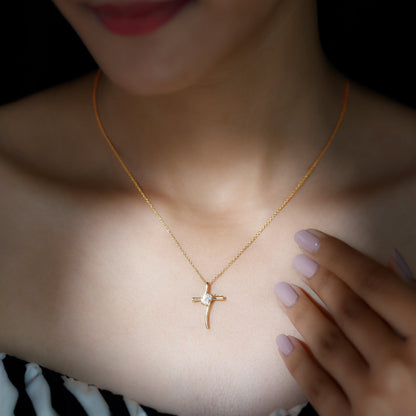 Certified Moissanite Cross Pendant Necklace With Chain