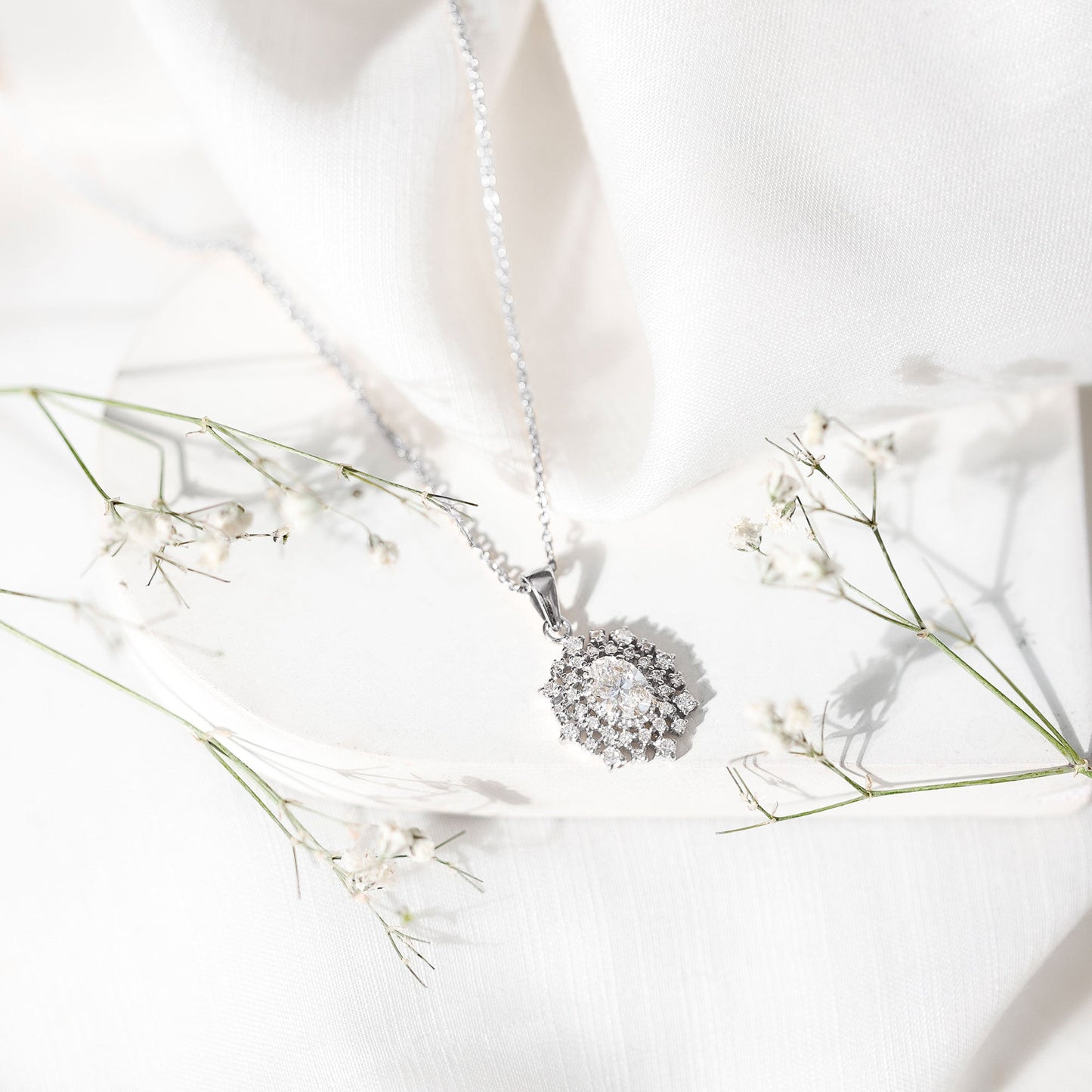 Vintage Style Oval Moissanite Bridal Necklace With Chain