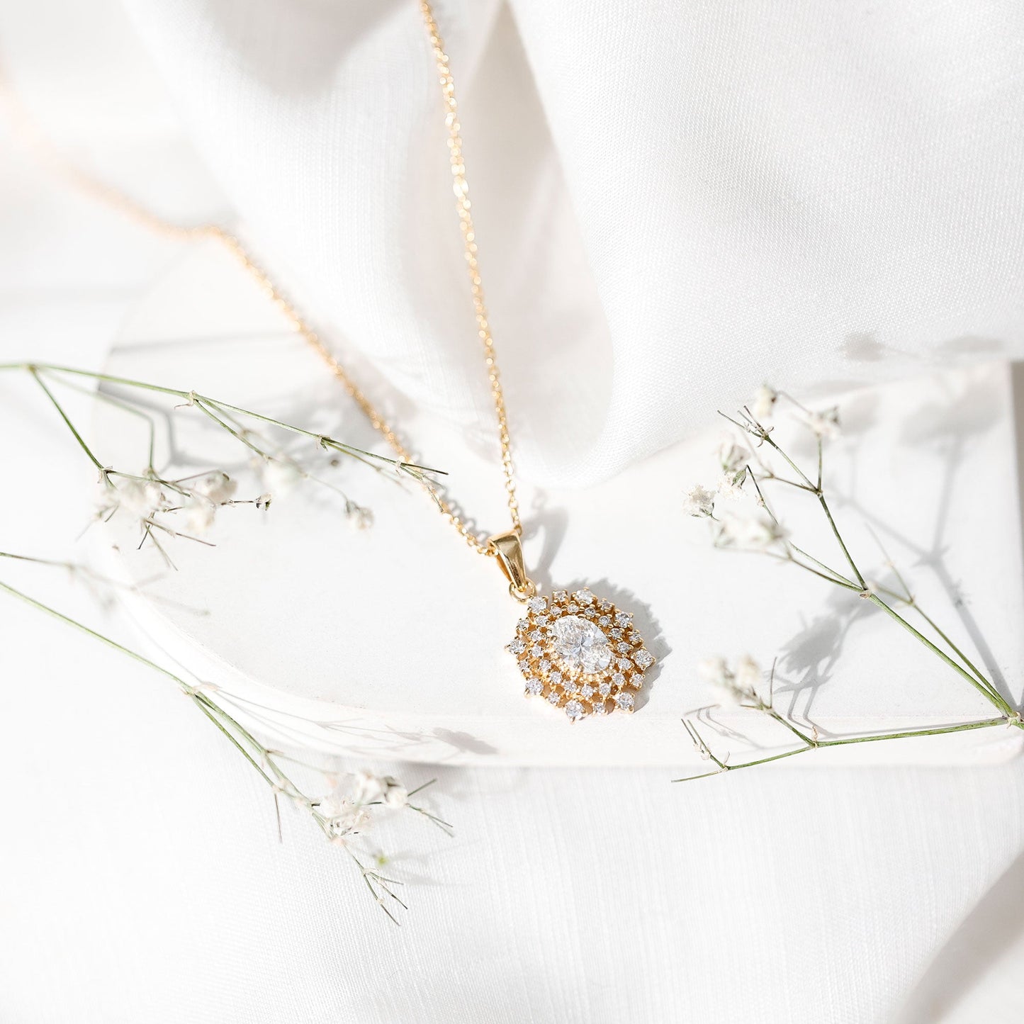 Vintage Style Oval Moissanite Bridal Necklace With Chain