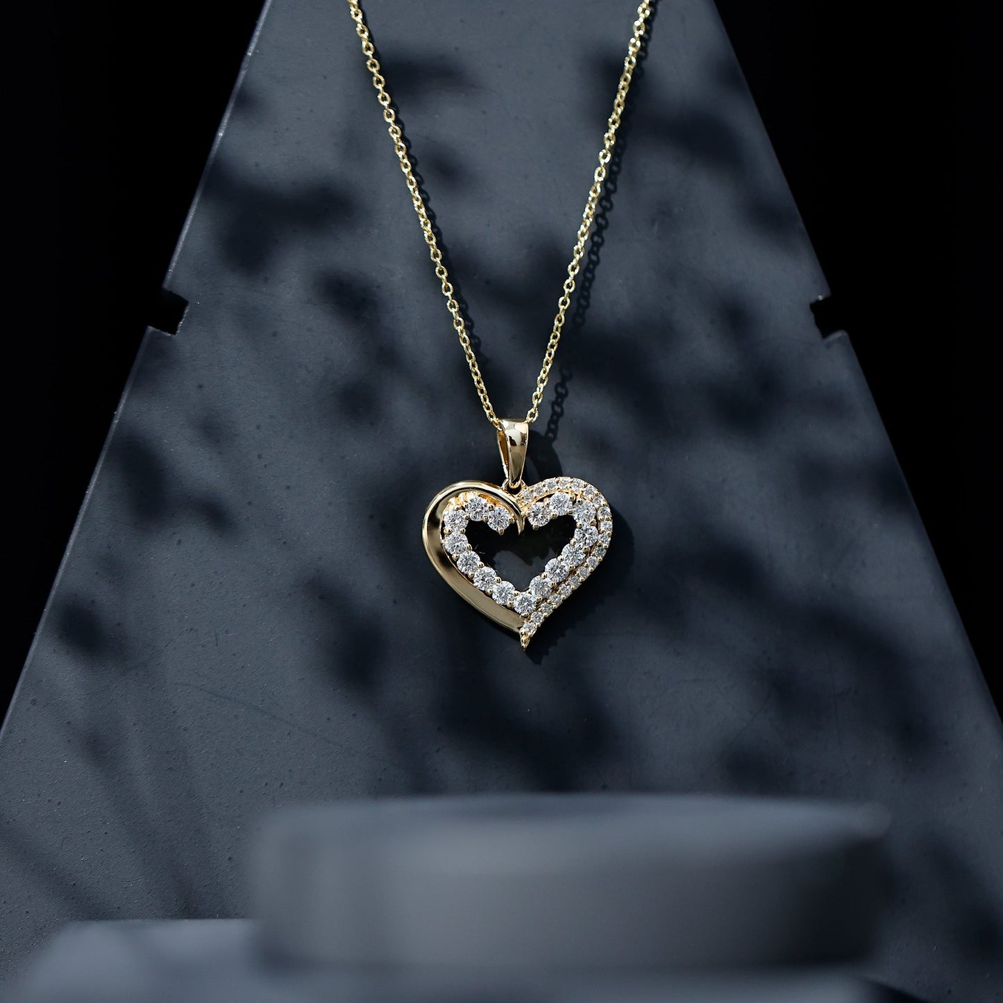 Certified Lab Grown Diamond Designer Heart Necklace For Women