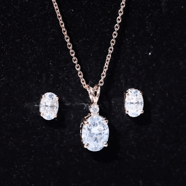 Certified Oval Shaped Lab Grown Diamond Bridal Jewelry Set