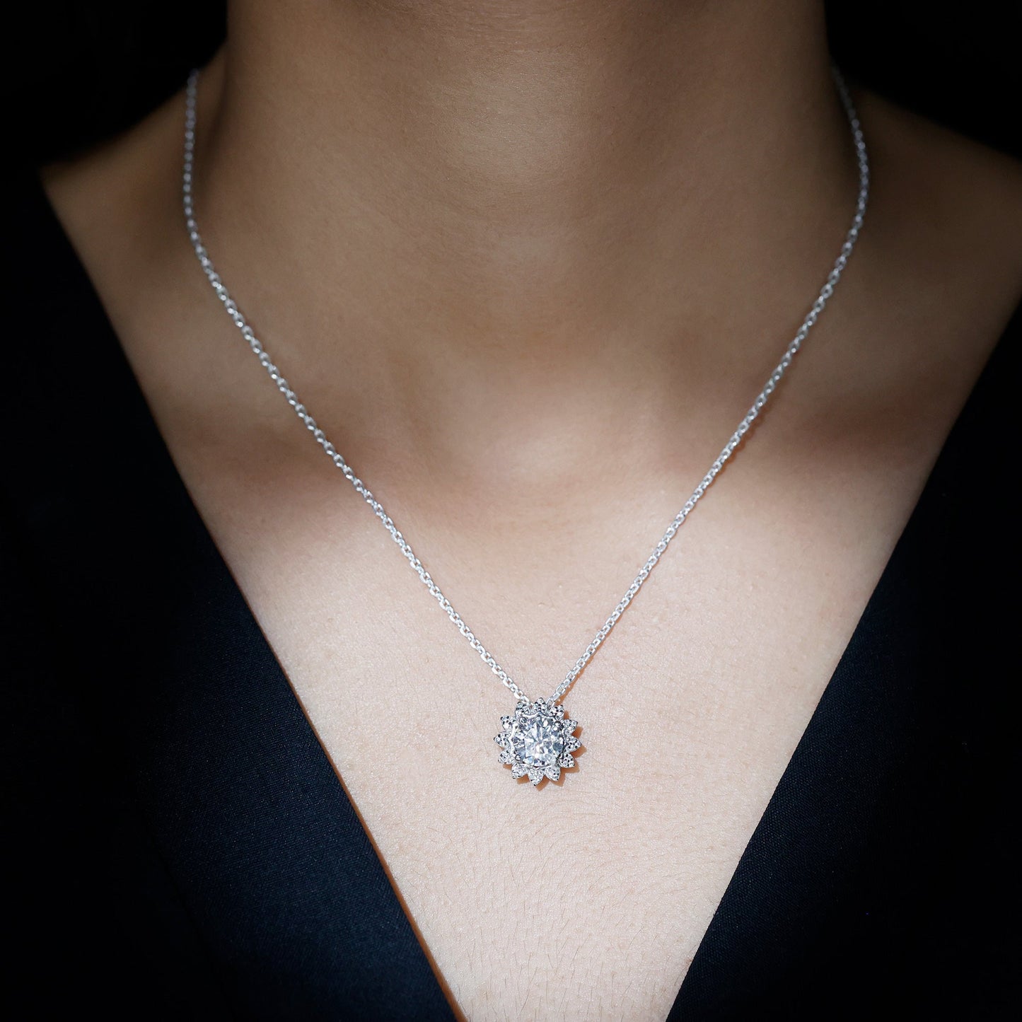 Certified 2 Carat Moissanite Sunflower Pendant Necklace with Silver Chain