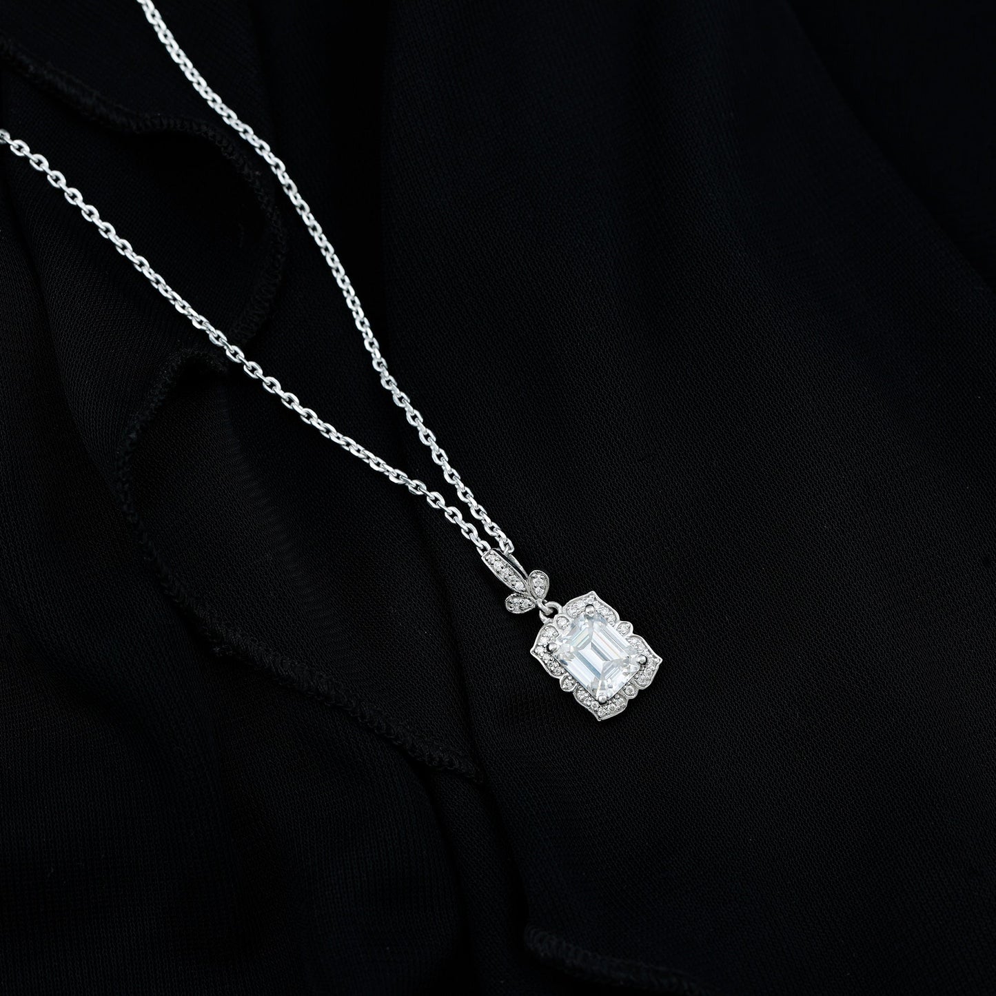 2.8 Carat Vintage Inspired Moissanite Emerald Cut Necklace With Silver Chain