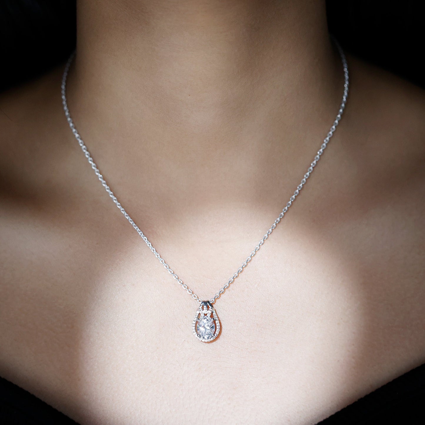 2 Carat Oval Cut Moissanite Drop Necklace For Wedding
