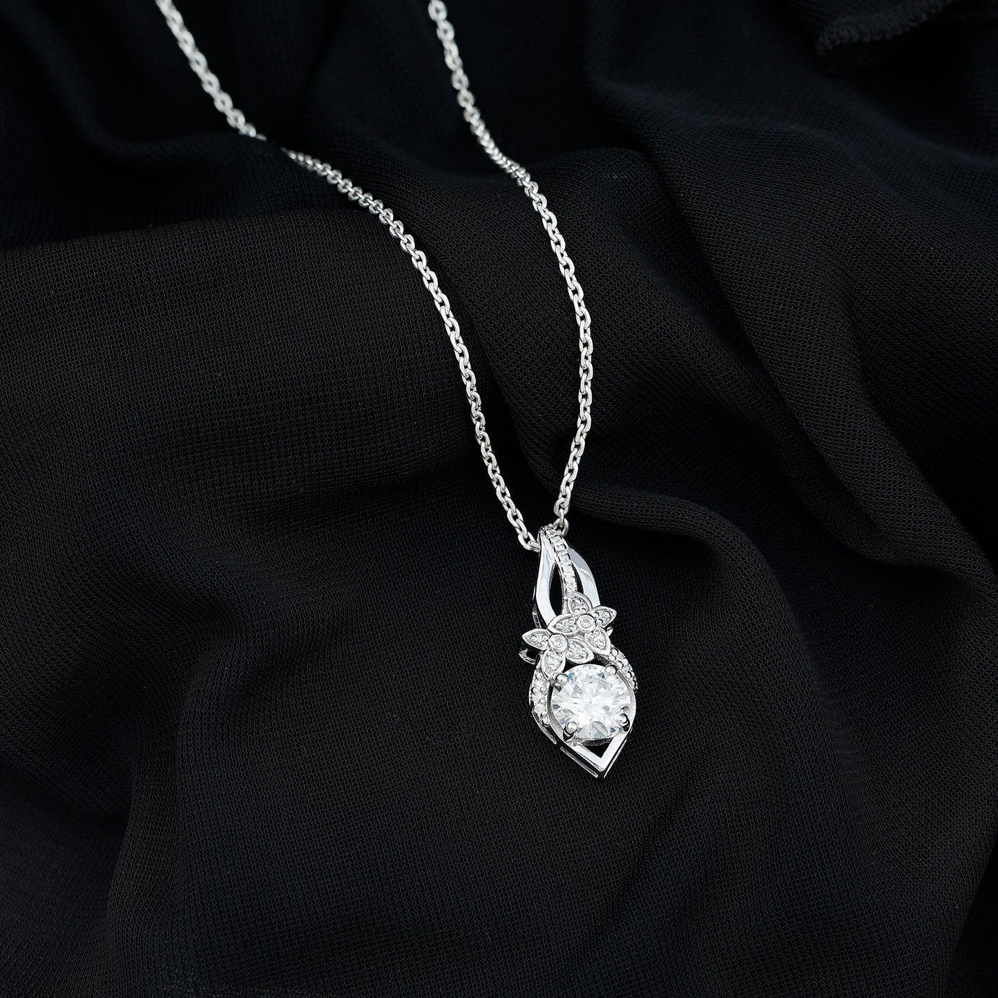 Certified Moissanite Designer Bridal Necklace For Wedding