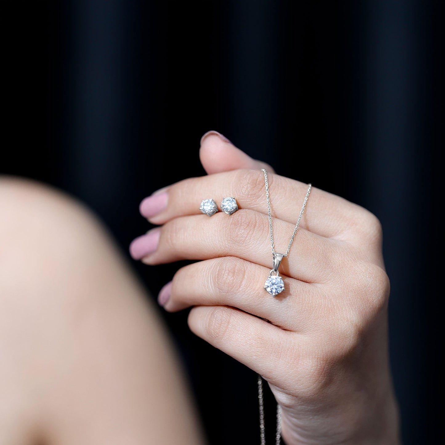 Certified Round Shape Moissanite Solitaire Jewelry Set
