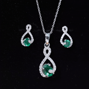 Natural Emerald and Diamond Wedding Jewelry Set