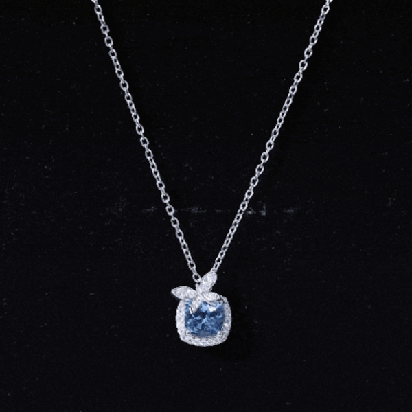 Natural Cushion Cut 1 Carat Aquamarine Pendant Necklace with Butterfly