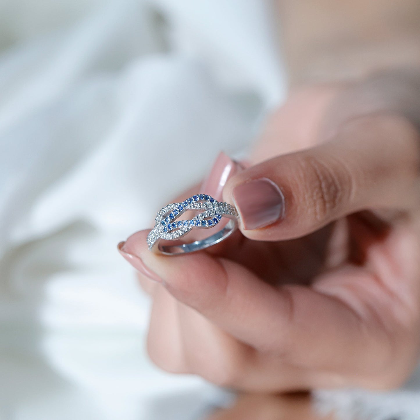Natural Blue Sapphire Diamond Interlock Ring for Women