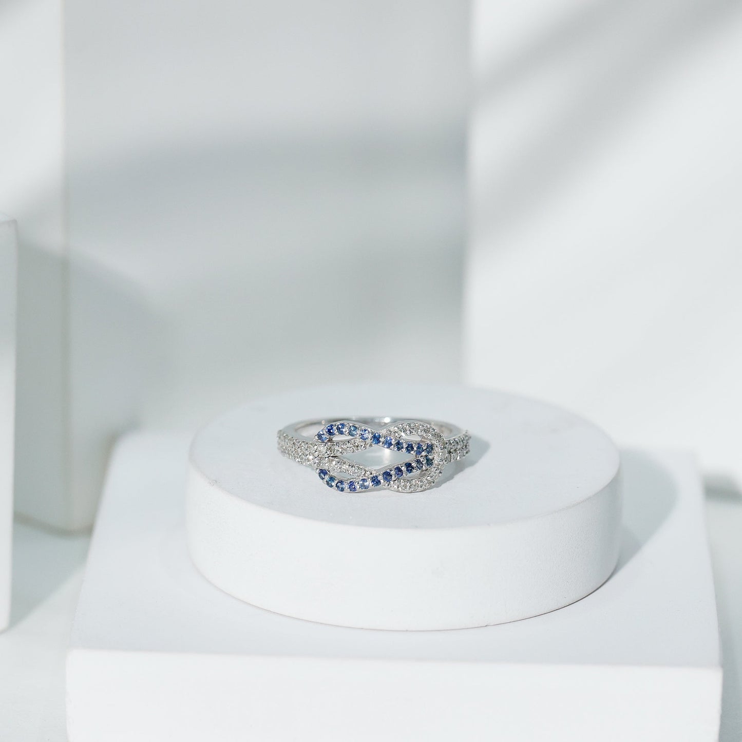 Natural Blue Sapphire Diamond Interlock Ring for Women