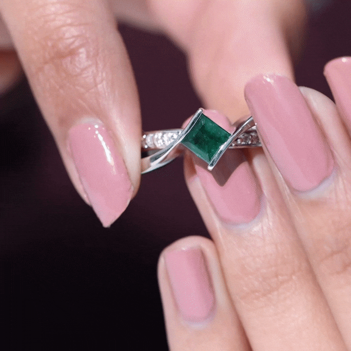 Certified Princess Cut Lab Grown Emerald Diamond Infinity Promise Ring