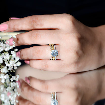 Round shape Solitaire Moissanite Trio Wedding Ring Set
