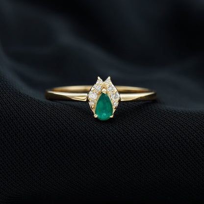 Womens Emerald and Diamond Promise Ring for Her