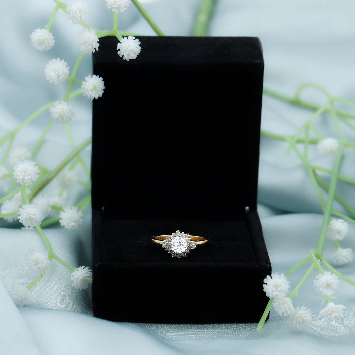 0.9 Carat Certified Lab Grown Diamond Halo Engagement Ring