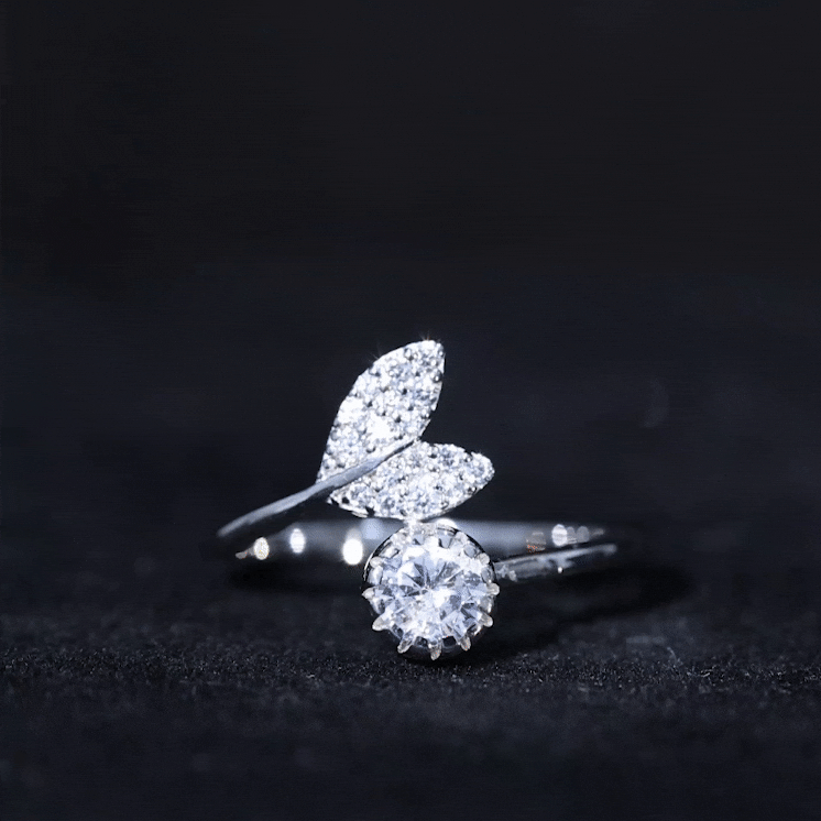 Certified 0.4 Carat Round Lab Grown Diamond Tail Cuff Ring