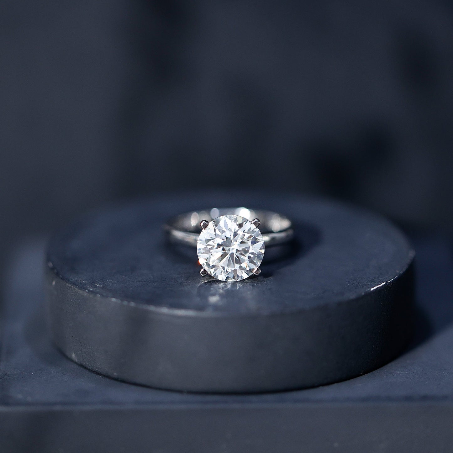 IGI Certified 3 CT Round Lab Grown Diamond Solitaire Engagement Ring