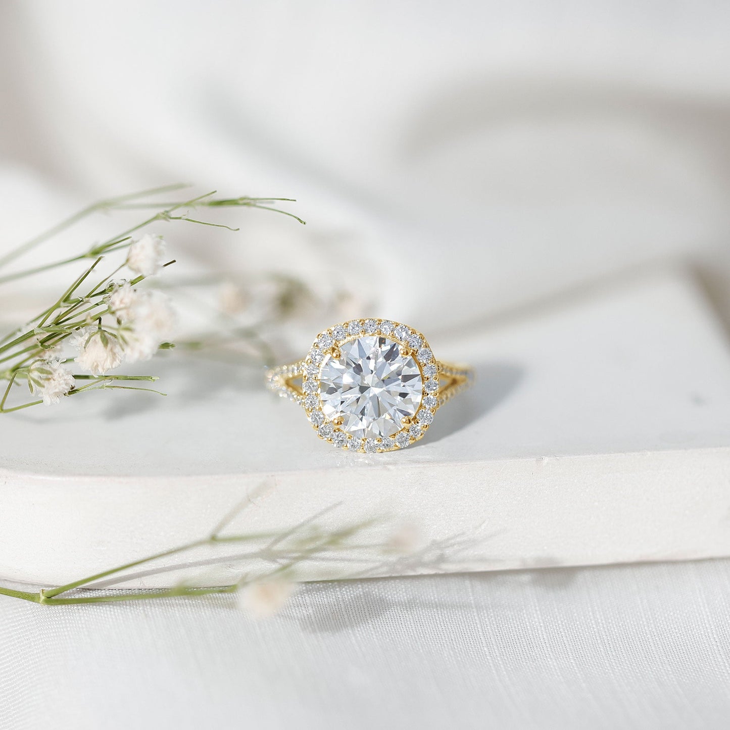 IGI Certified Lab Grown Diamond Statement Engagement Ring with Split Shank