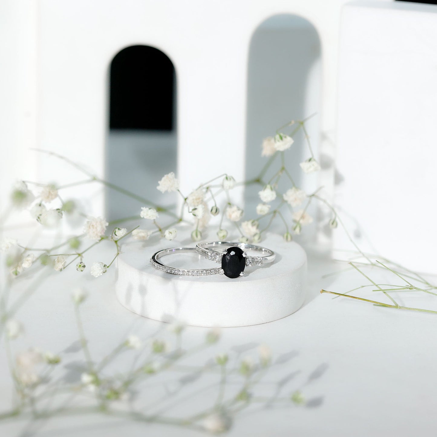 Natural 0.6 Carat Oval Shape Black Spinel Wedding Ring Set with Diamond