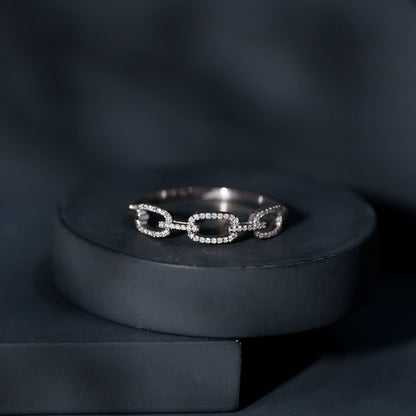 Certified Diamond Chain Link Ring in Prong Setting