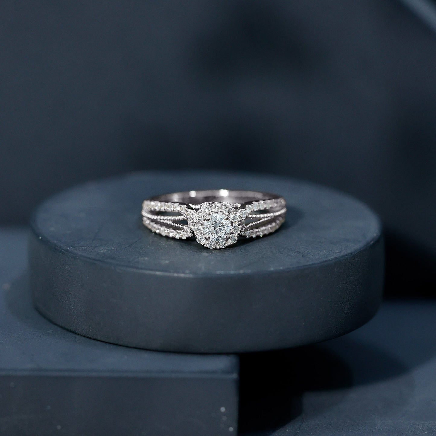 Vintage Looking Moissanite Engagement Ring For Women