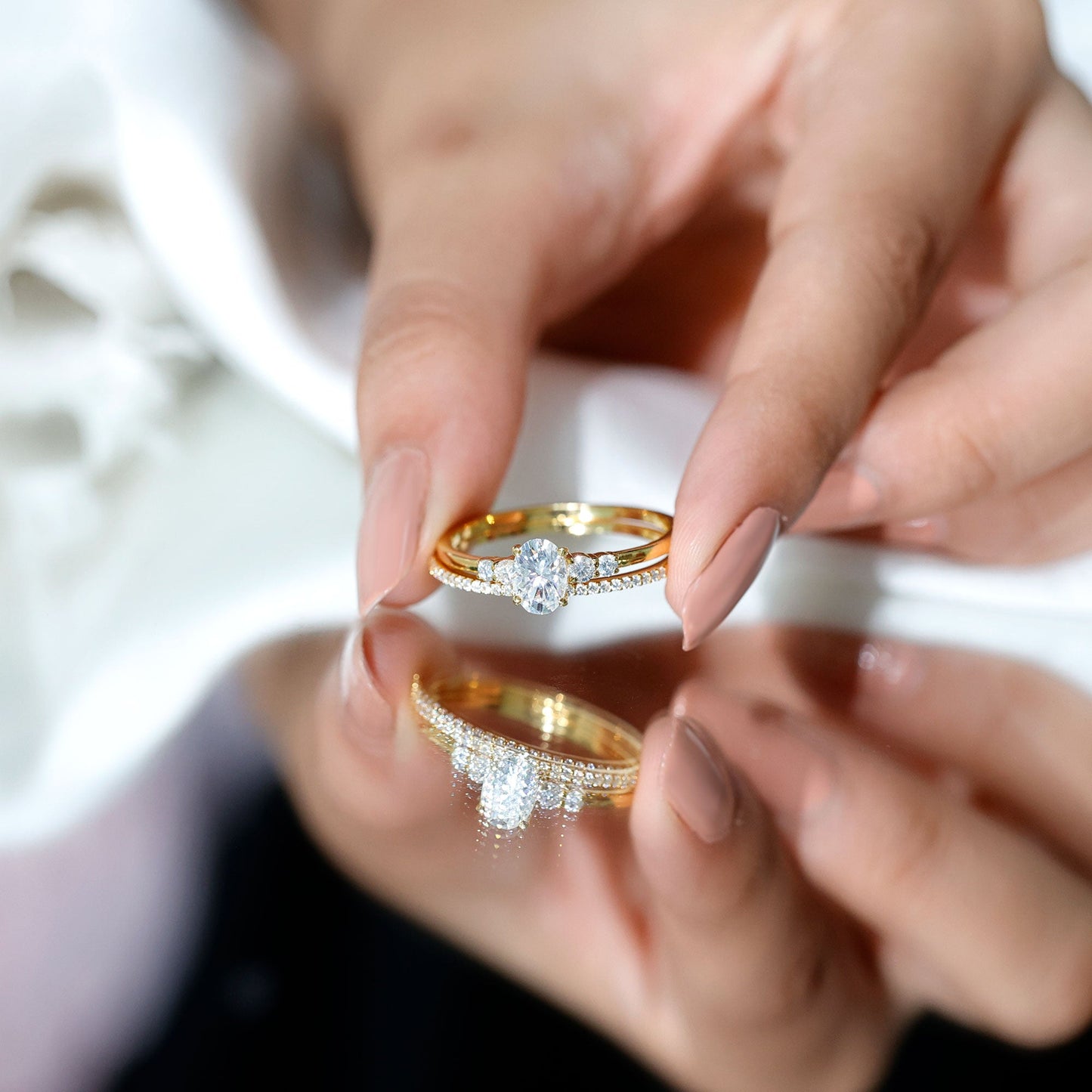 Certified 0.75 Carat Oval Lab Grown Diamond Wedding Bridal Ring Set