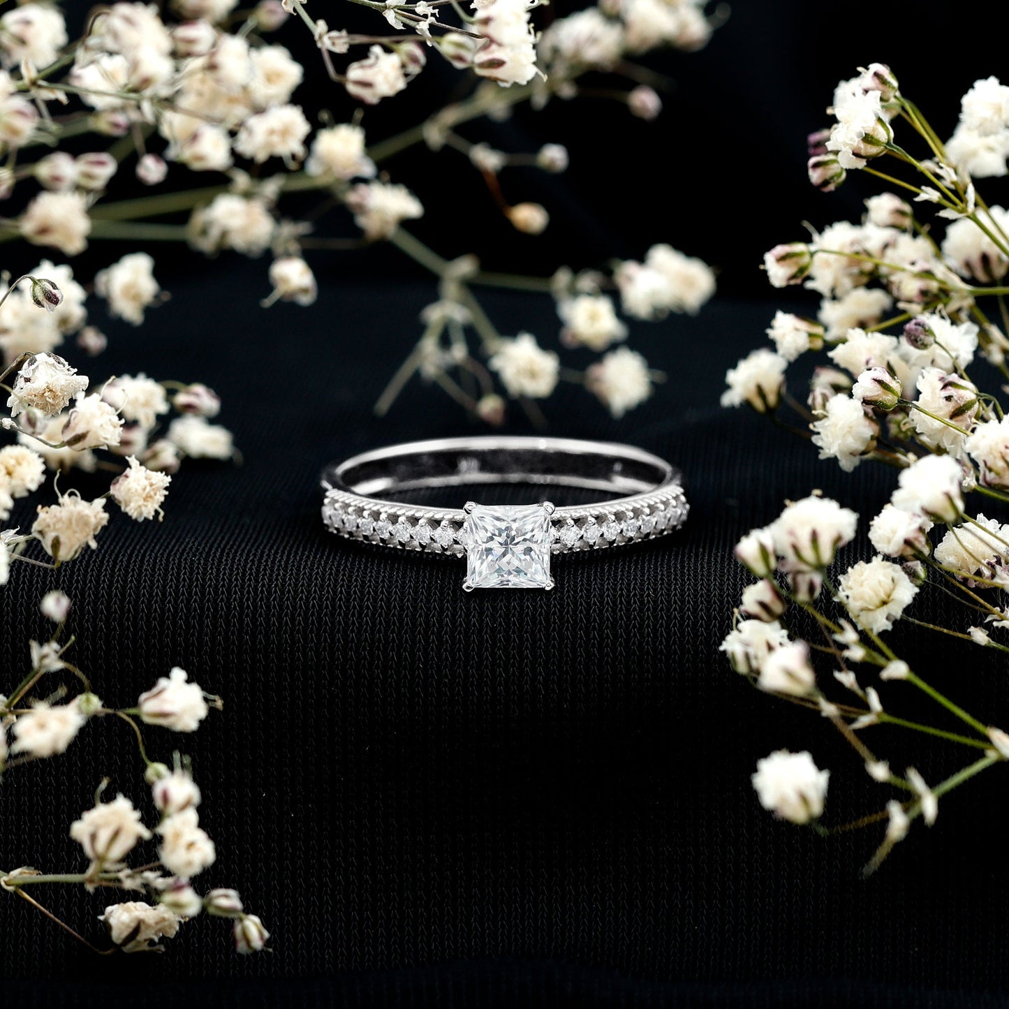 Certified 0.8 Carat Lab Grown Diamond Princess Cut Engagement Ring For Women
