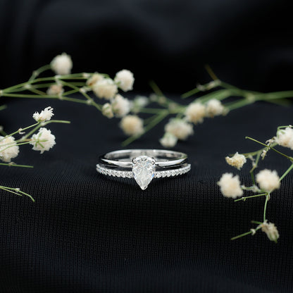 Lab Grown Diamond Pear Shaped Solitaire Engagement Ring