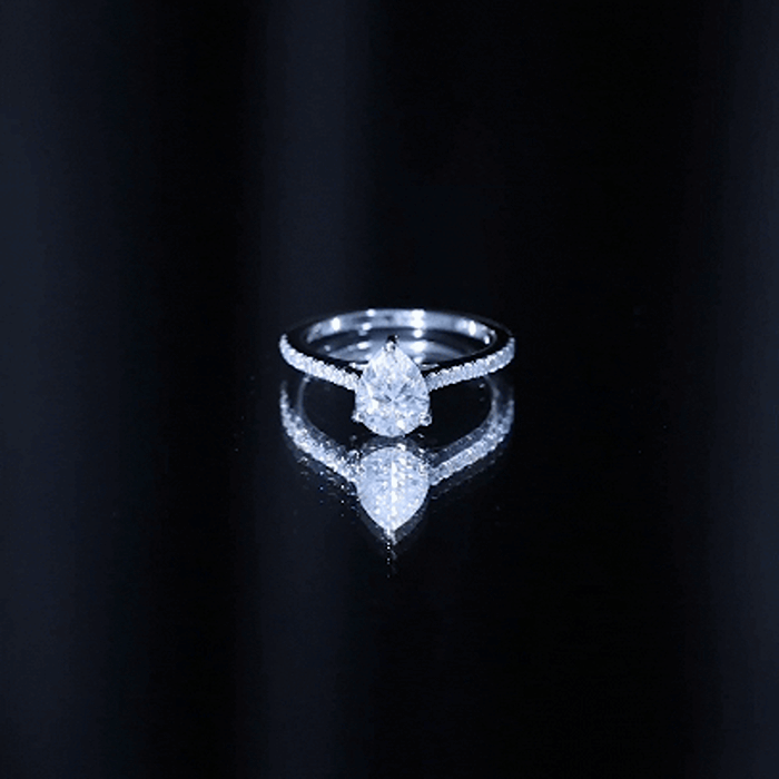 Lab Diamond 1.3 Carat Pear Shape Engagement Ring With Side Stones