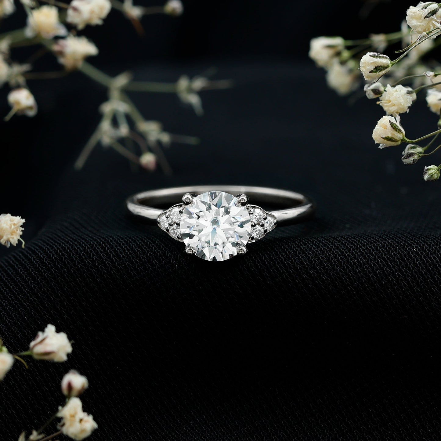 Classic Lab Diamond Circle Engagement Ring With Certificate