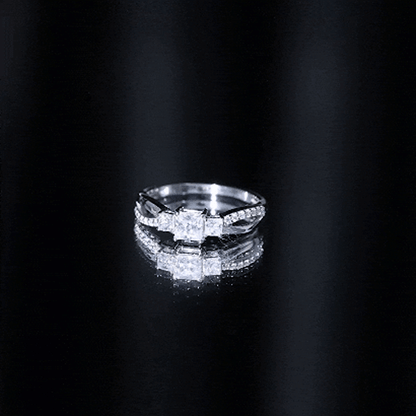 Lab Grown Diamond Three Stone Promise Ring With Split Shank