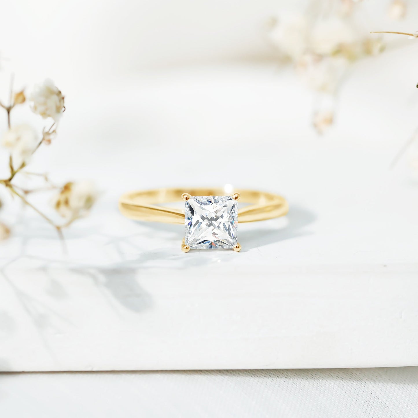 Solitaire 1 Carat Princess Cut Lab Grown Diamond Engagement Ring with IGI Certificate