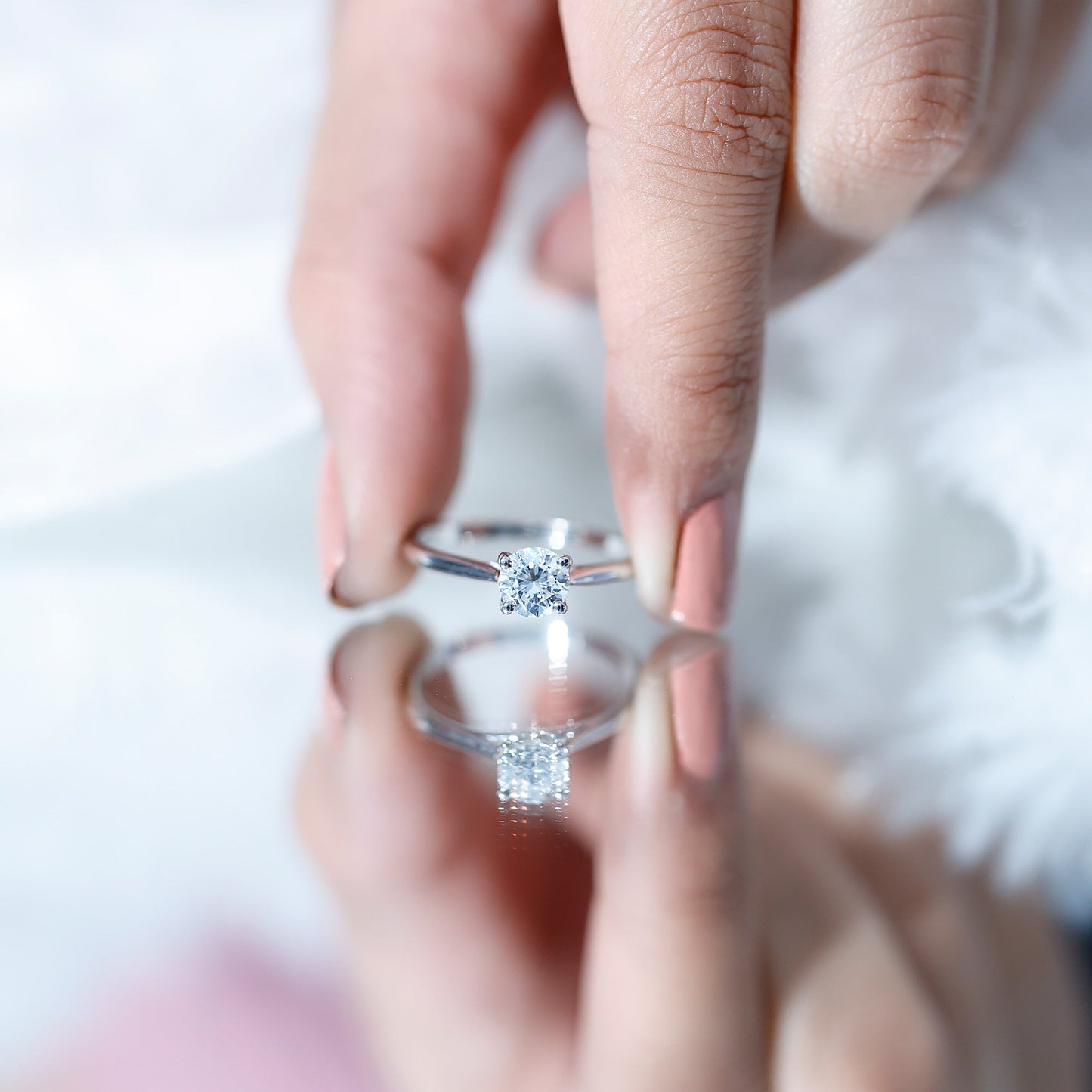 Solitaire Round Cut Moissanite Engagement Ring for Her