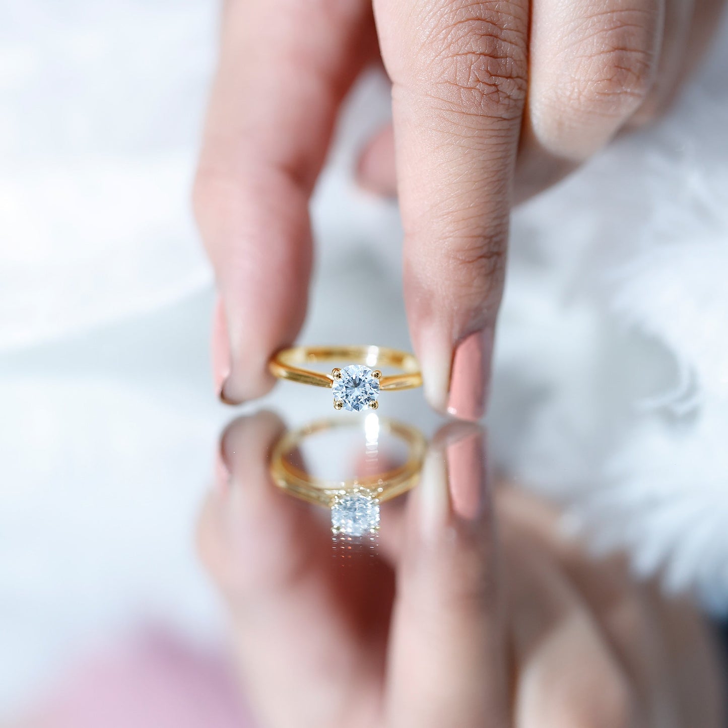 Solitaire Round Cut Moissanite Engagement Ring for Her
