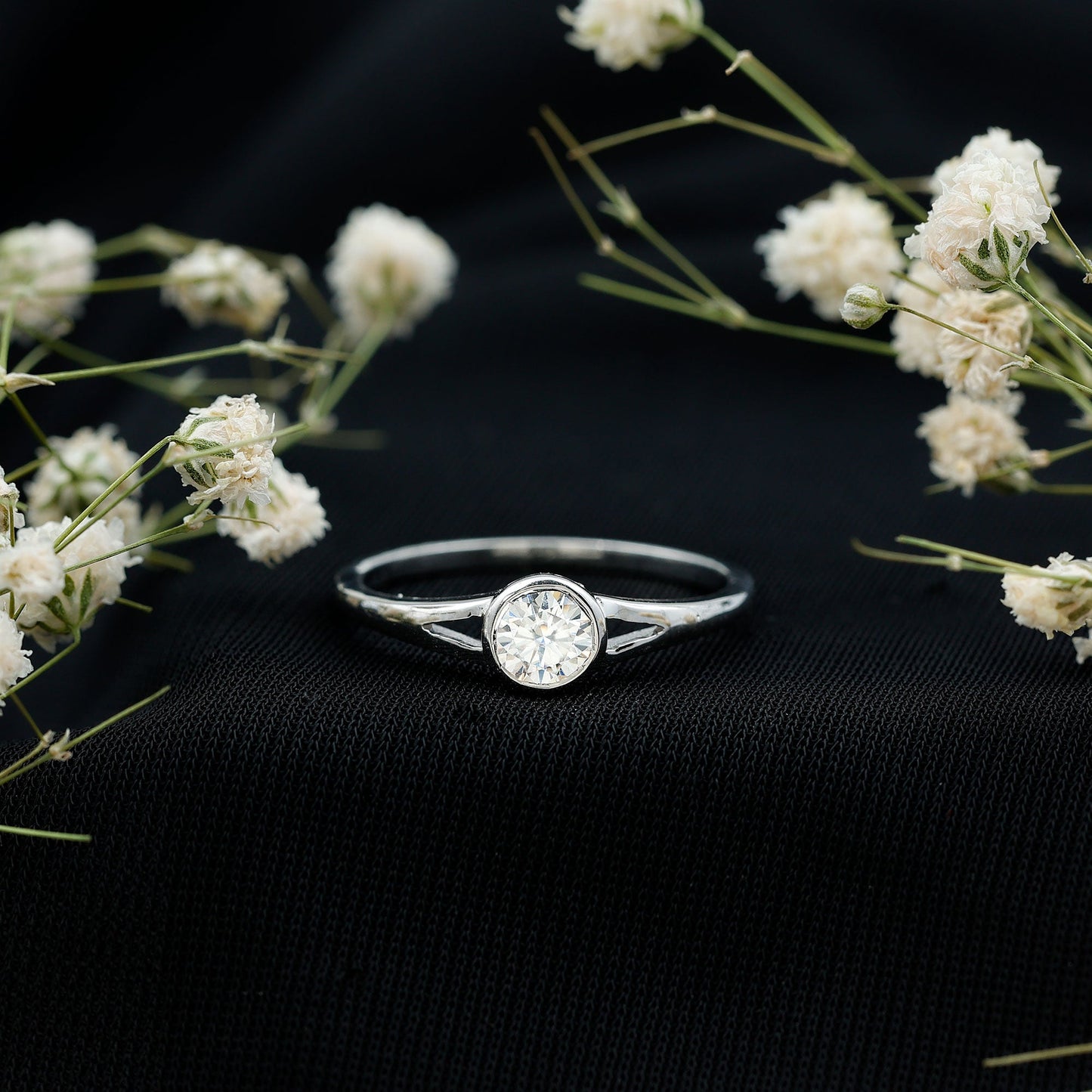 0.5 Carat Moissanite Solitaire Promise Ring in Split Shank