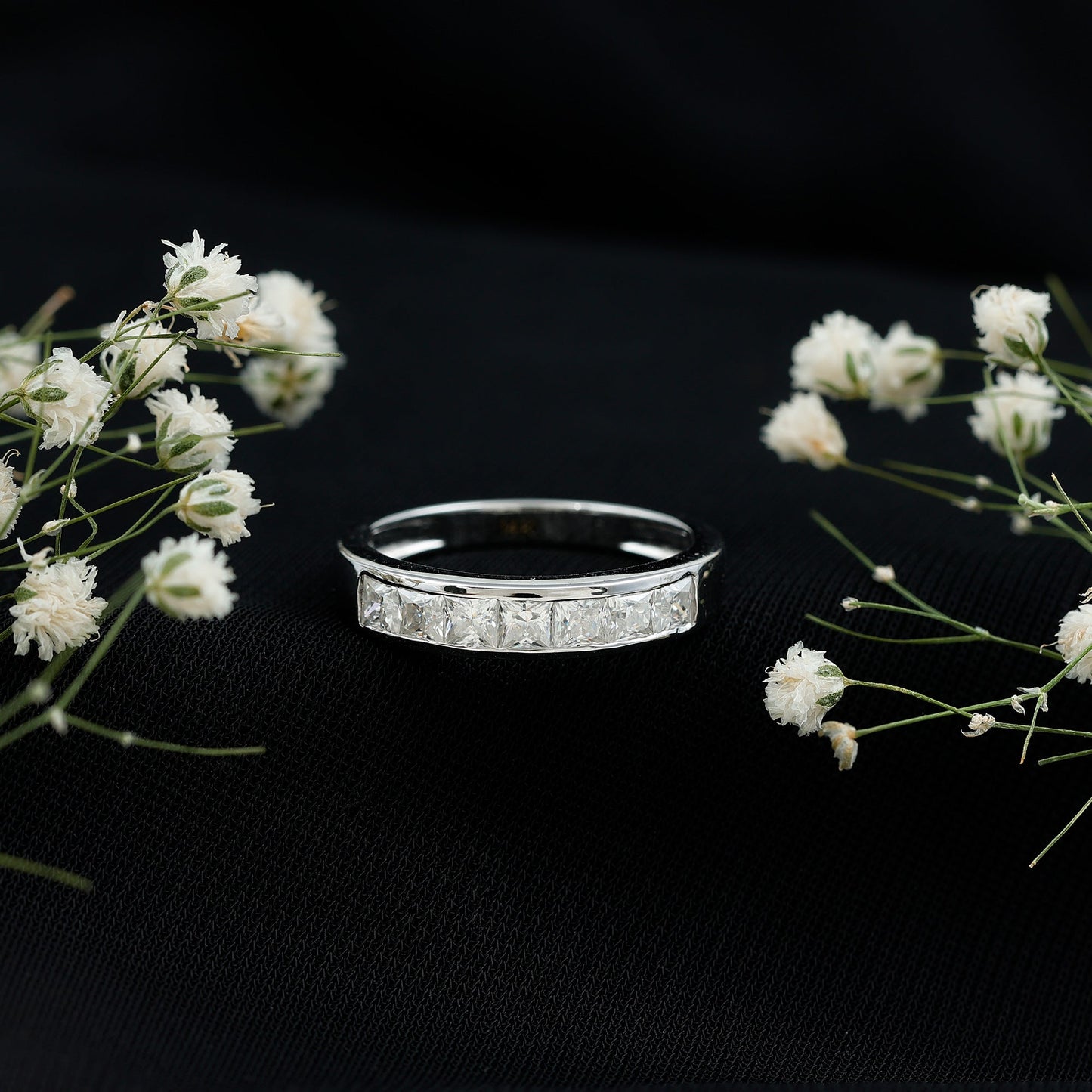 Certified Brilliant Cut Diamond Princess Cut Wedding Band