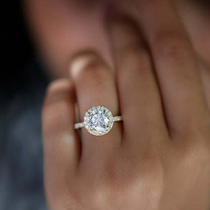 Certified Lab Grown Diamond Circle Engagement Ring With Halo