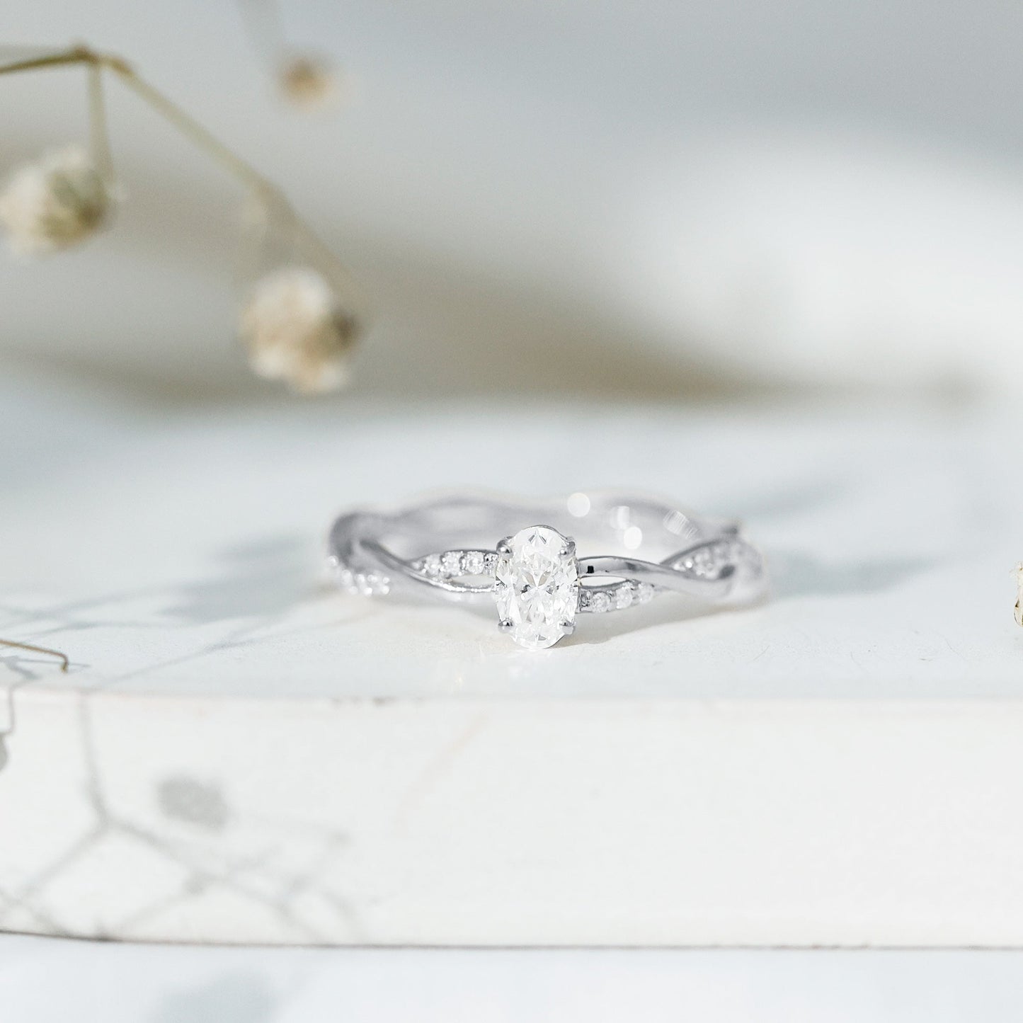 Lab Grown Diamond Promise Ring With Twisted Shank