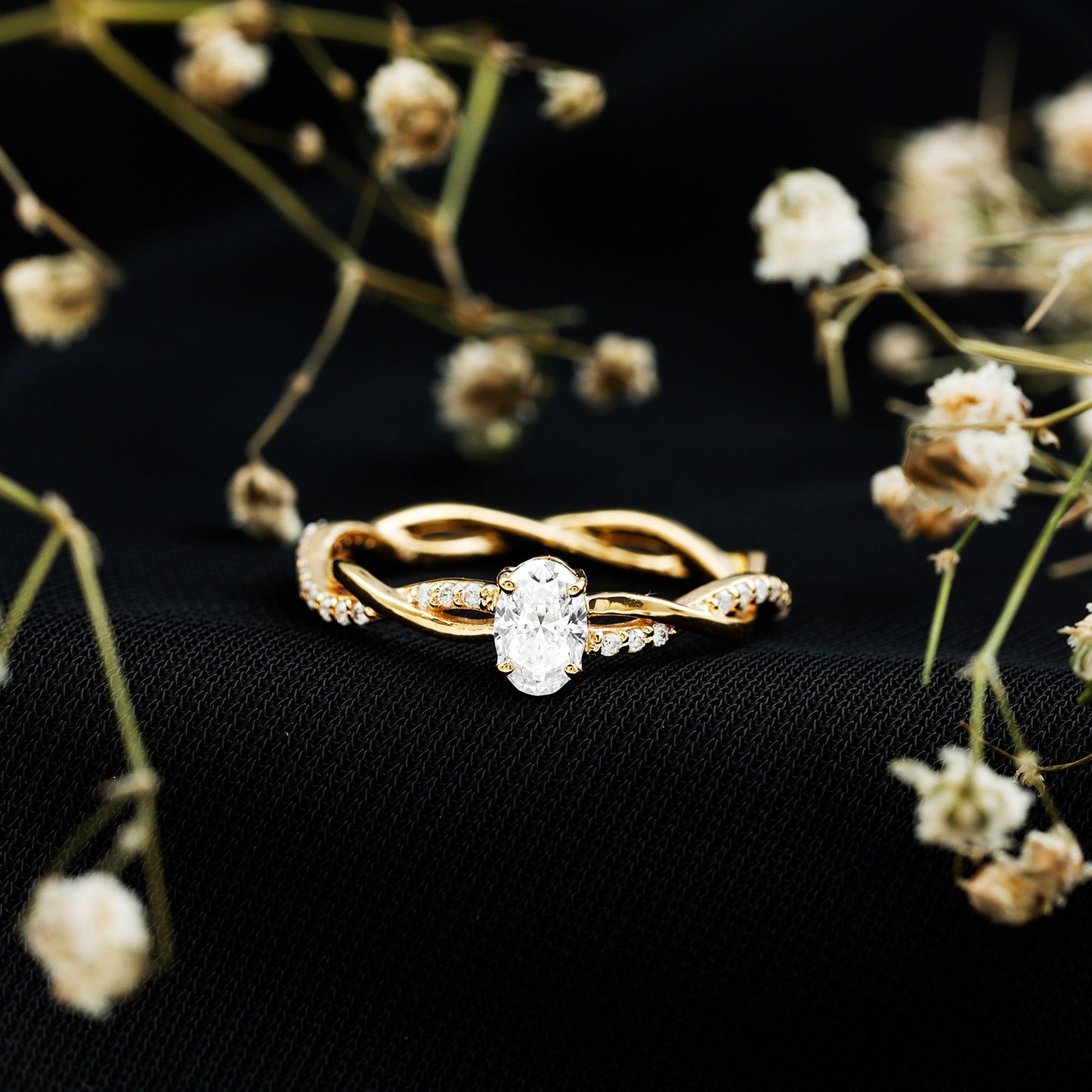 Lab Grown Diamond Promise Ring With Twisted Shank