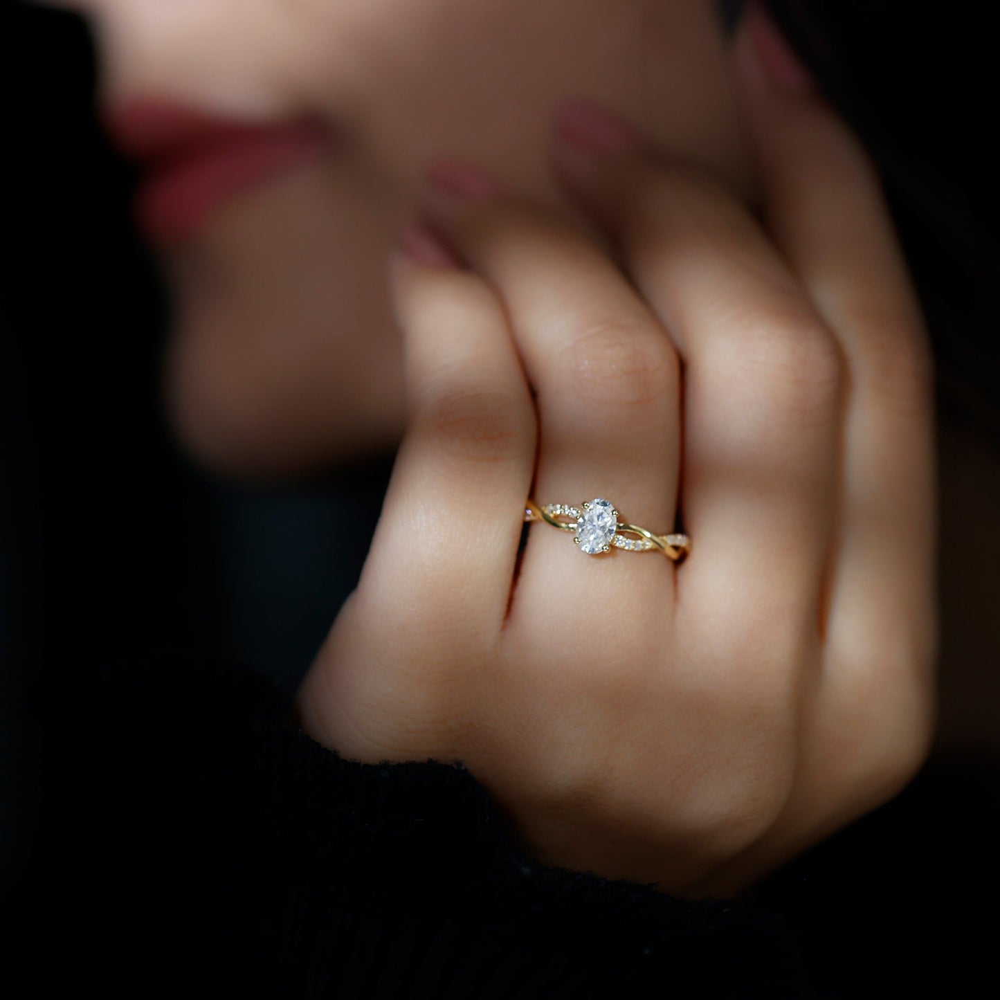 Lab Grown Diamond Promise Ring With Twisted Shank