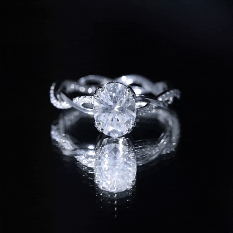 2 Carat Lab Grown Diamond Oblong Engagement Ring