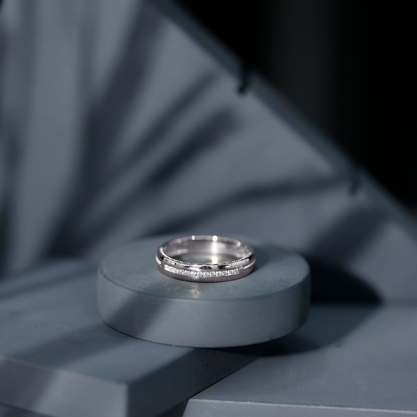 Lab Grown Diamond Twisted Rope Band with Accents