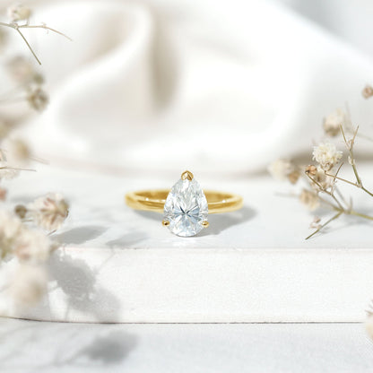 2 CT Moissanite Pear Shaped Engagement Ring for Women