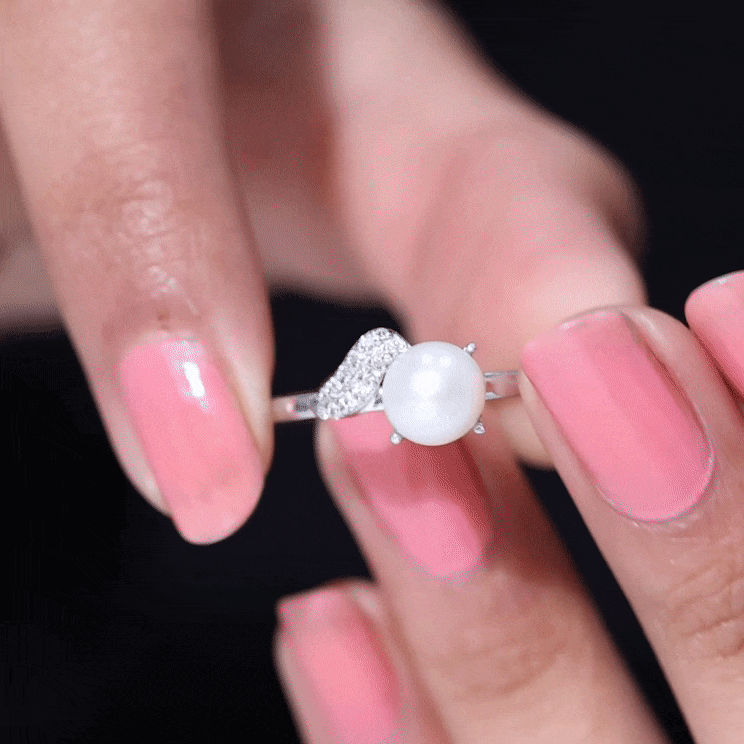Cultured 3 Carat Freshwater Pearl Solitaire Engagement Ring with Diamond